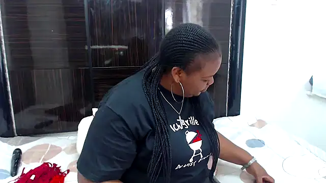 xlover35 online show from December 19, 2024, 6:45 am