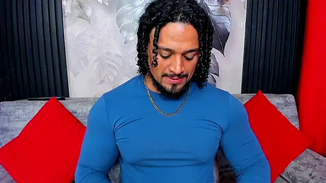 MikeEstevess online show from April 15, 2026, 9:49 am