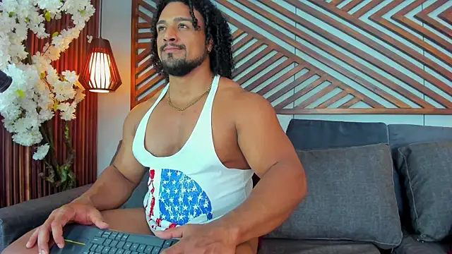 MikeEstevess online show from May 24, 2026, 3:33 am