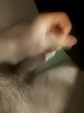 Snapshot of hungandnerdy420 chatting on October 15, 2025, 6:13 am hungandnerdy420 online show from October 15, 2025, 6:13 am