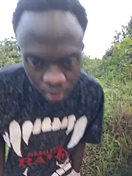 Snapshot of demo2004 chatting on November 18, 2025, 3:49 pm demo2004 online show from November 18, 2025, 3:49 pm