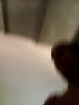 Snapshot of Andreita_95 chatting on October 31, 2025, 2:40 pm Andreita 95 online show from October 31, 2025, 2:40 pm