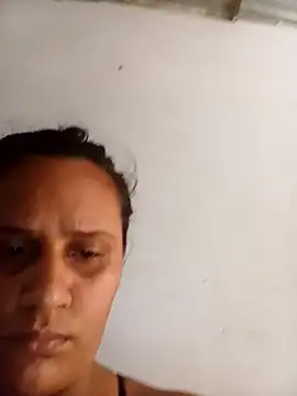 Snapshot of Andreita_95 chatting on November 18, 2025, 2:54 pm Andreita 95 online show from November 18, 2025, 2:54 pm