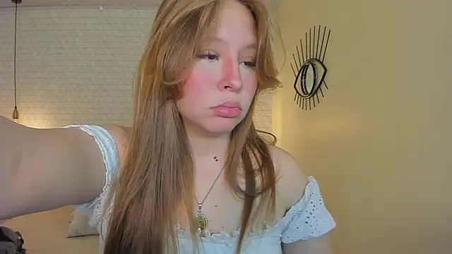 Kittytimberlake online show from April 14, 2026, 12:55 pm