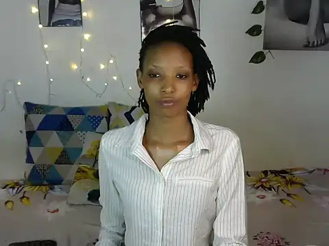 StarBarbiee online show from January 15, 2026, 5:49 pm