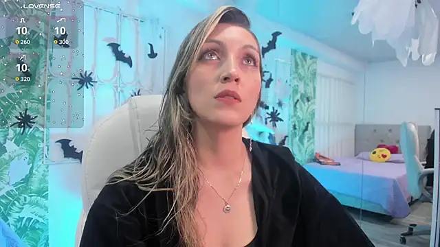 anny sweet72 online show from November 3, 2025, 12:39 pm