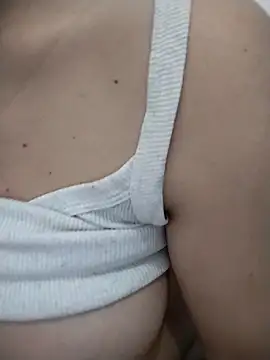 Snapshot of kBossgirls chatting on November 3, 2025, 4:41 pm kBossgirls online show from November 3, 2025, 4:41 pm