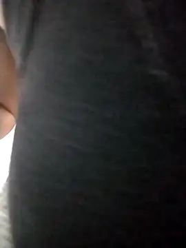 Snapshot of kBossgirls chatting on November 26, 2025, 11:44 am kBossgirls online show from November 26, 2025, 11:44 am