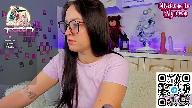 Snapshot of Kruela_Eva chatting on December 30, 2024, 11:49 pm Kruela Eva online show from December 30, 2024, 11:49 pm