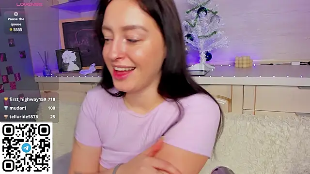 Snapshot of Kruela_Eva chatting on January 10, 2025, 2:35 am Kruela Eva online show from January 10, 2025, 2:35 am