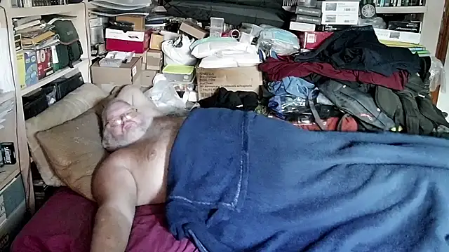 Snapshot of hadeszeuss2 chatting on December 17, 2024, 3:06 pm hadeszeuss2 online show from December 17, 2024, 3:06 pm