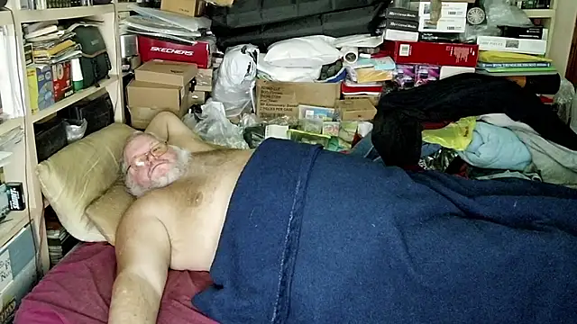 Snapshot of hadeszeuss2 chatting on December 25, 2024, 5:58 pm hadeszeuss2 online show from December 25, 2024, 5:58 pm