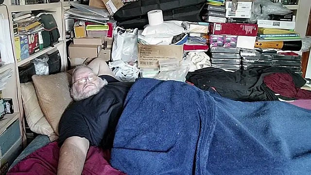 Snapshot of hadeszeuss2 chatting on January 5, 2025, 3:02 pm hadeszeuss2 online show from January 5, 2025, 3:02 pm