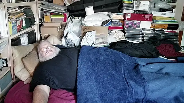 Snapshot of hadeszeuss2 chatting on January 6, 2025, 3:08 pm hadeszeuss2 online show from January 6, 2025, 3:08 pm