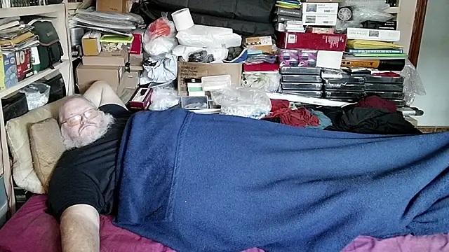 Snapshot of hadeszeuss2 chatting on January 16, 2025, 2:41 pm hadeszeuss2 online show from January 16, 2025, 2:41 pm