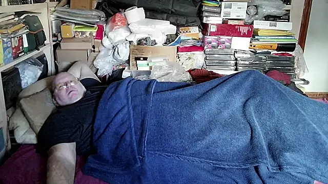 Snapshot of hadeszeuss2 chatting on January 19, 2025, 2:38 pm hadeszeuss2 online show from January 19, 2025, 2:38 pm