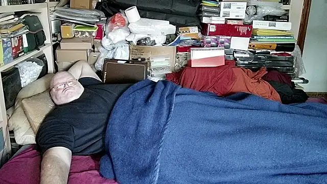 Snapshot of hadeszeuss2 chatting on January 21, 2025, 2:48 pm hadeszeuss2 online show from January 21, 2025, 2:48 pm