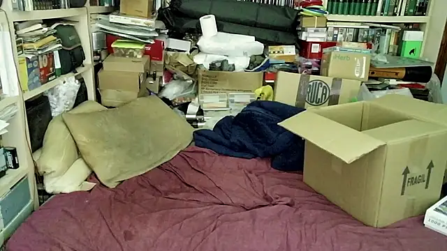 Snapshot of hadeszeuss2 chatting on January 30, 2025, 5:39 pm hadeszeuss2 online show from January 30, 2025, 5:39 pm