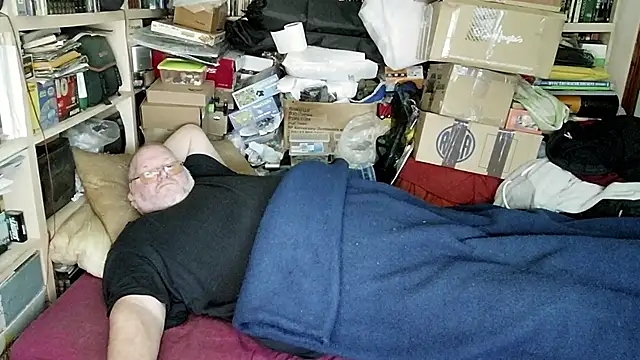 Snapshot of hadeszeuss2 chatting on February 11, 2025, 5:29 pm hadeszeuss2 online show from February 11, 2025, 5:29 pm