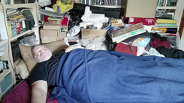 Snapshot of hadeszeuss2 chatting on February 25, 2025, 2:54 pm hadeszeuss2 online show from February 25, 2025, 2:54 pm