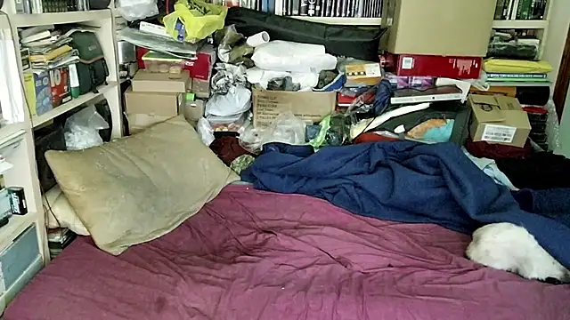 Snapshot of hadeszeuss2 chatting on February 28, 2025, 5:48 pm hadeszeuss2 online show from February 28, 2025, 5:48 pm