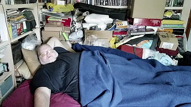 Snapshot of hadeszeuss2 chatting on March 2, 2025, 2:32 pm hadeszeuss2 online show from March 2, 2025, 2:32 pm