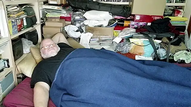 Snapshot of hadeszeuss2 chatting on March 13, 2025, 5:50 pm hadeszeuss2 online show from March 13, 2025, 5:50 pm