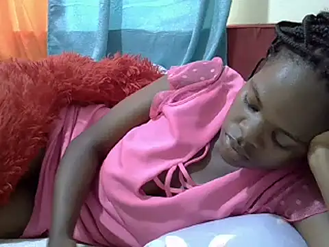 Snapshot of Creamy_dolly chatting on March 11, 2025, 5:16 am Creamy dolly online show from March 11, 2025, 5:16 am