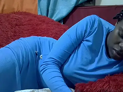 Snapshot of Creamy_dolly chatting on March 16, 2025, 6:01 pm Creamy dolly online show from March 16, 2025, 6:01 pm