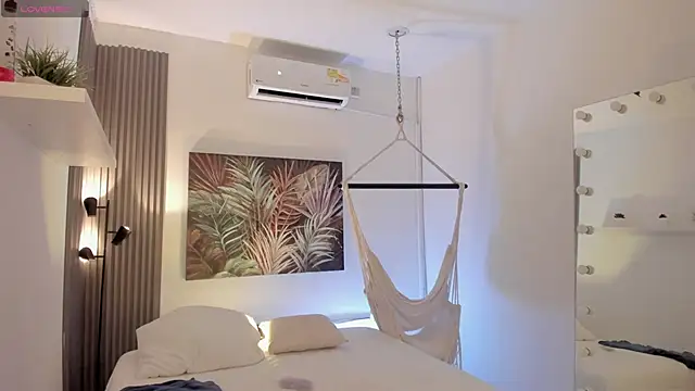 emma alice  online show from January 8, 2026, 10:28 am