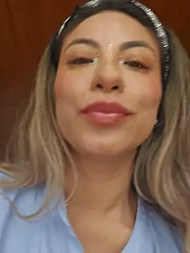 Karen San Miguel online show from February 25, 2025, 7:58 pm