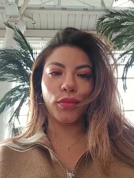 Karen San Miguel online show from December 22, 2025, 9:12 pm