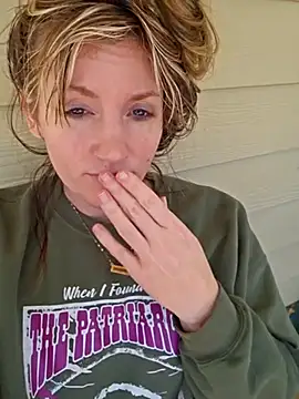 foreverzays online show from February 24, 2025, 6:04 pm