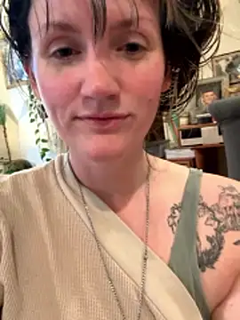 foreverzays online show from December 1, 2025, 10:37 pm