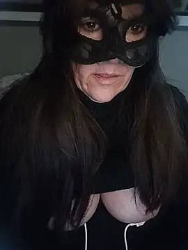 23Milly online show from February 6, 2025, 1:54 pm