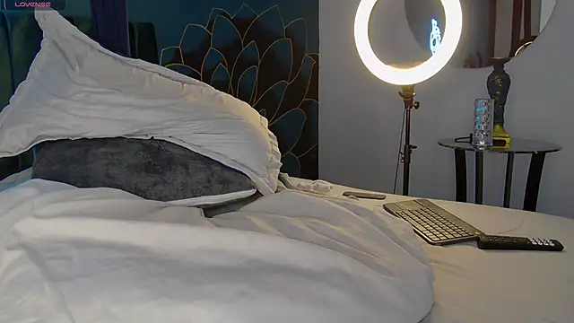 Adam MillanFF online show from December 7, 2024, 10:06 pm