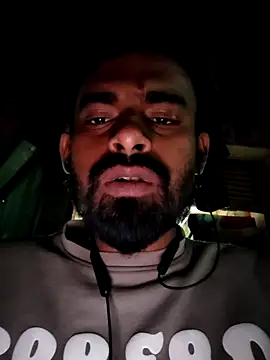 Snapshot of rayhan085 chatting on February 7, 2025, 5:18 pm rayhan085 online show from February 7, 2025, 5:18 pm