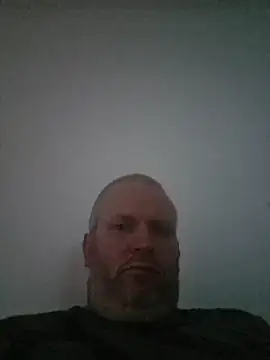 Snapshot of ShyBoy1982 chatting on May 3, 2026, 6:14 pm ShyBoy1982 online show from May 3, 2026, 6:14 pm