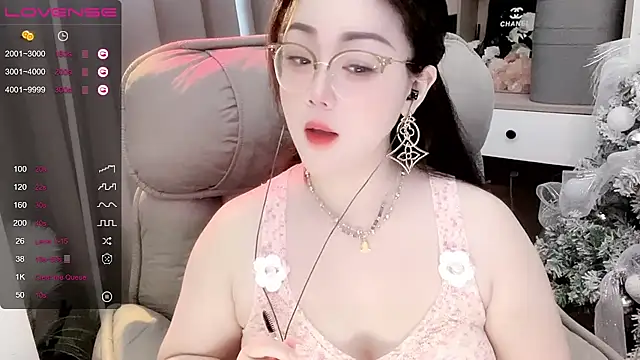 Monica-888 online show from October 7, 2025, 6:21 am