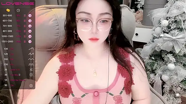 Monica-888 online show from October 18, 2025, 5:35 pm