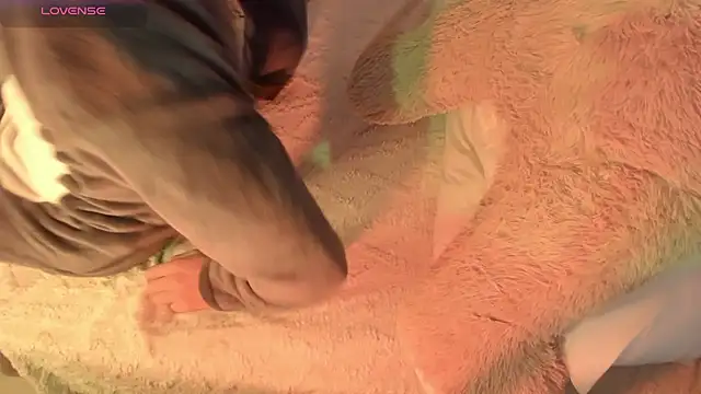 AdamDayt online show from December 7, 2024, 9:17 am