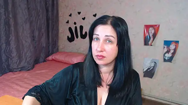 JillStevens online show from October 16, 2025, 2:56 am