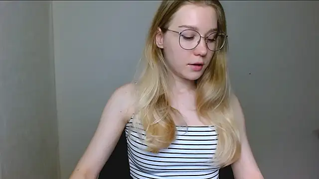 cindi hot online show from December 20, 2025, 3:19 pm