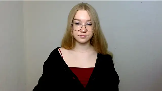 Snapshot of cindi_hot chatting on April 26, 2026, 11:19 am cindi hot online show from April 26, 2026, 11:19 am