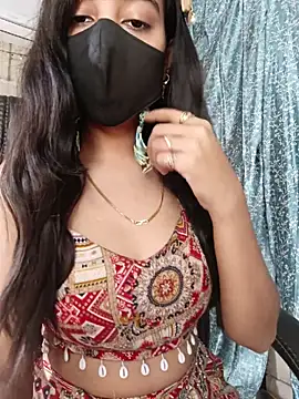 Snapshot of Parinaaz18 chatting on May 7, 2026, 1:55 am Parinaaz18 online show from May 7, 2026, 1:55 am