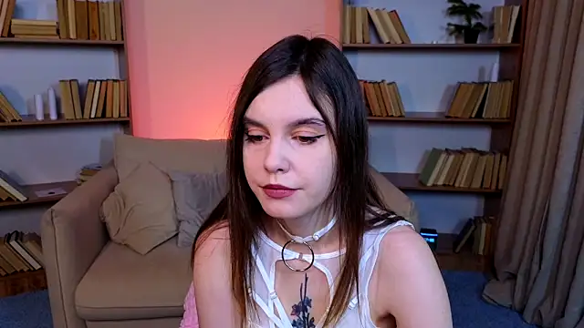 SusieMorris online show from January 25, 2025, 1:54 am