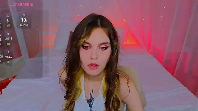 SusieMorris online show from September 26, 2025, 10:41 am