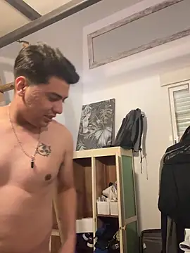 Dirty-boy2 online show from May 4, 2026, 2:40 am