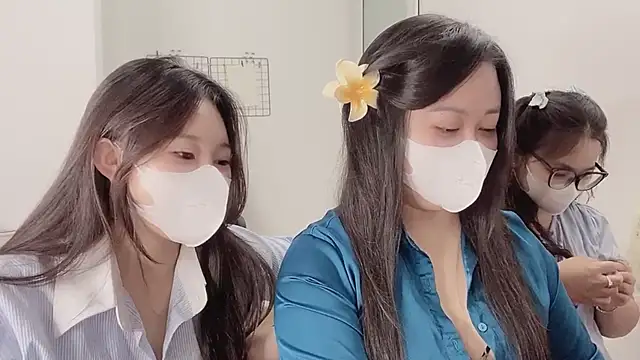 Snapshot of Bamboo_Swetie chatting on November 20, 2025, 3:12 pm Bamboo Swetie online show from November 20, 2025, 3:12 pm