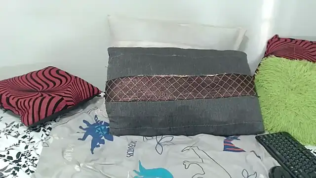 massiveme38 online show from November 30, 2025, 3:16 pm